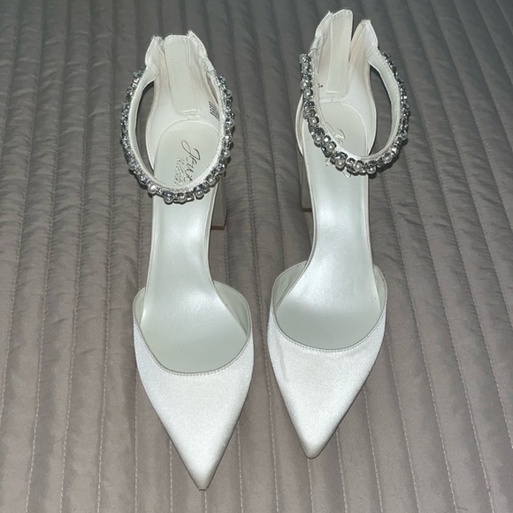 Shoes - White heels with diamond band